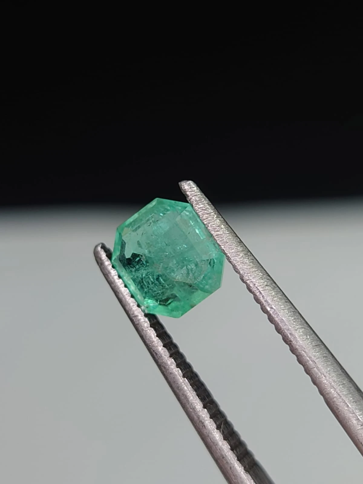 0.68ct Natural Emerald from Panjshir — view 2